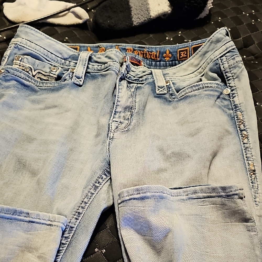 Rock Revival Sky Blue Cropped Jeans - Picture 2 of 5